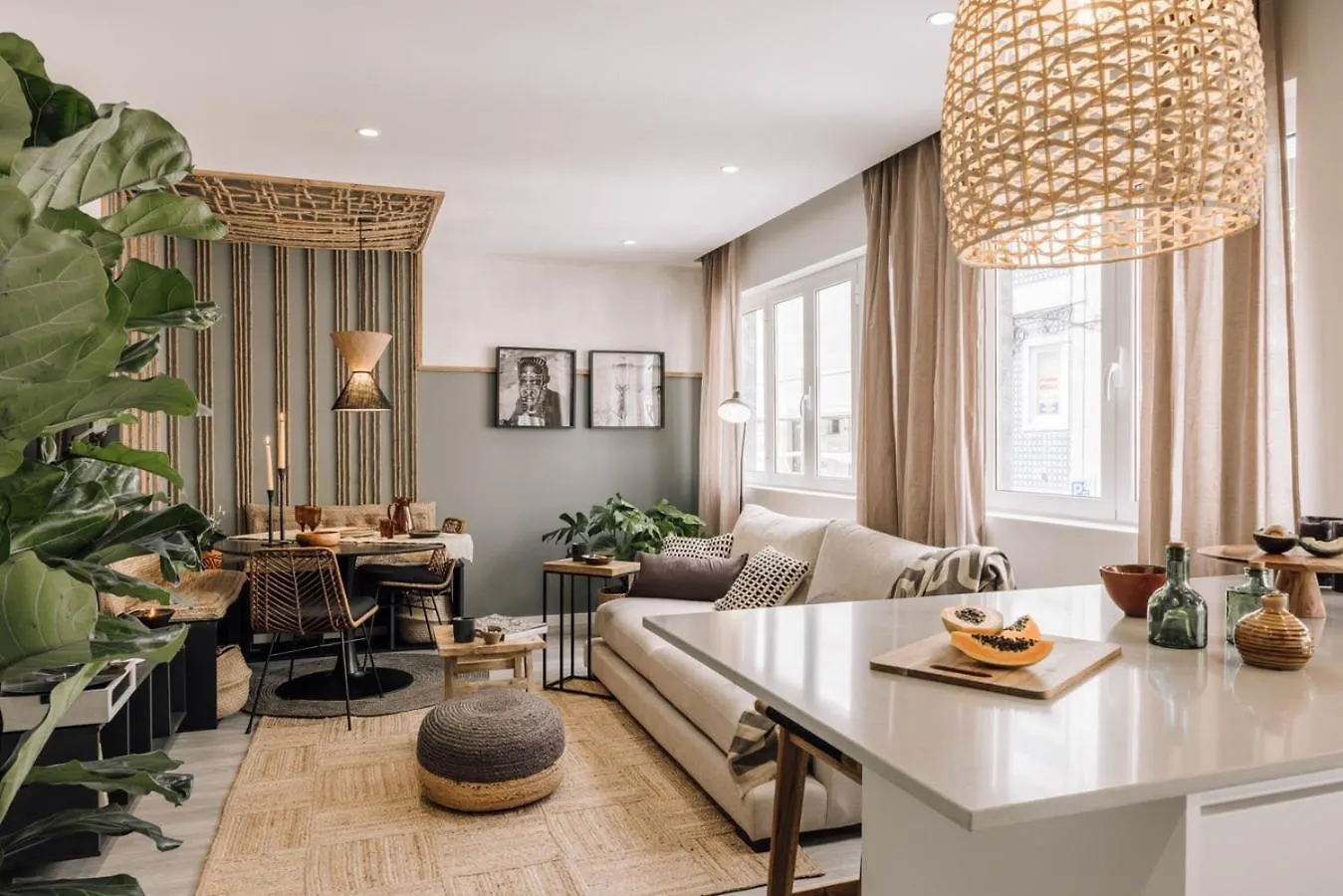 Demba - 2 Bedrooms And Office In Arroios Lisboa 0*,  Portugal